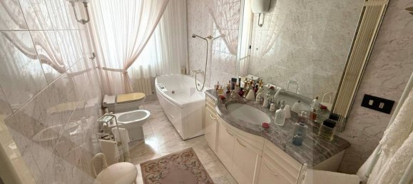 5 rooms Villa in Barletta, Italy No. 17189 10