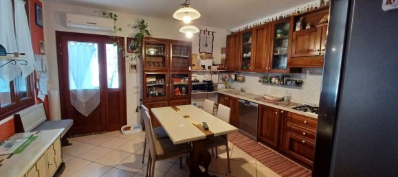 8-salle Maison à Trecenta, Italy No. 159316 11