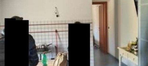 2-salle Appartement à Fara Filiorum Petri, Italy No. 274119 16