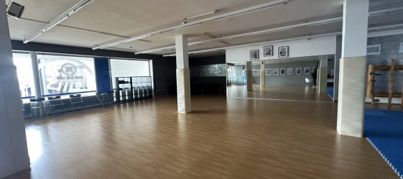 Propiedad comercial de 3 habitaciónes en Saarlouis, Germany No. 253427 4