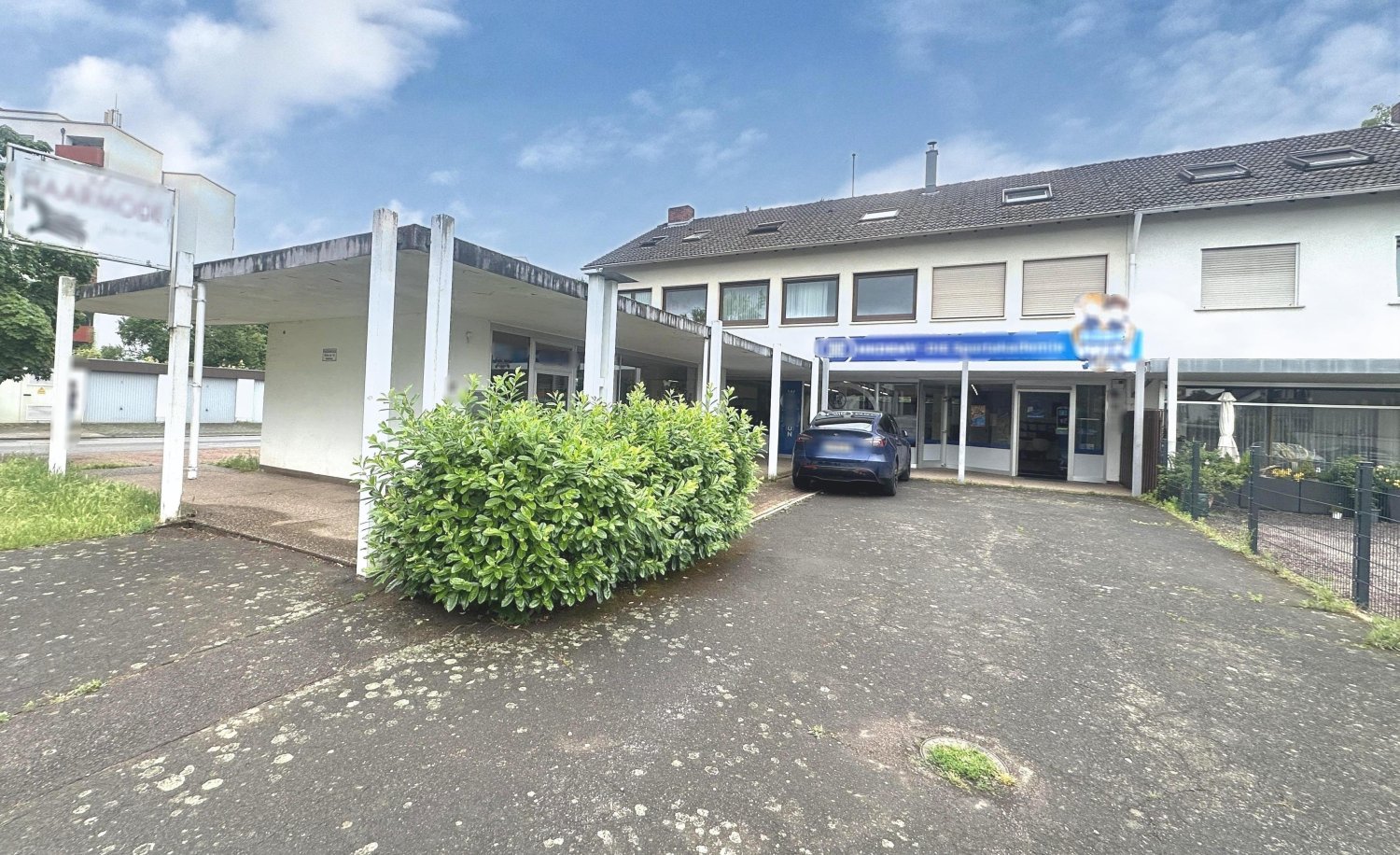 Propiedad comercial de 3 habitaciónes en Saarlouis, Germany No. 253427