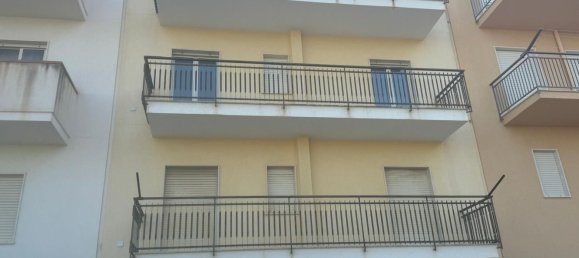 3 rooms Apartment in Calatafimi-Segesta, Italy No. 258740 2
