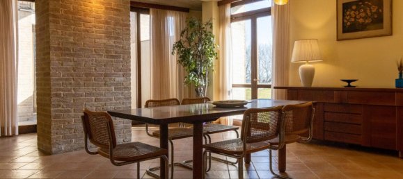 3 bedrooms House in Siena, Italy No. 236349 2