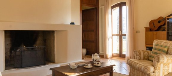 3 bedrooms House in Siena, Italy No. 236349 11