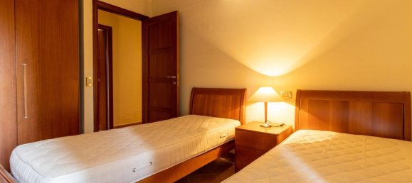 3 bedrooms House in Siena, Italy No. 236349 33