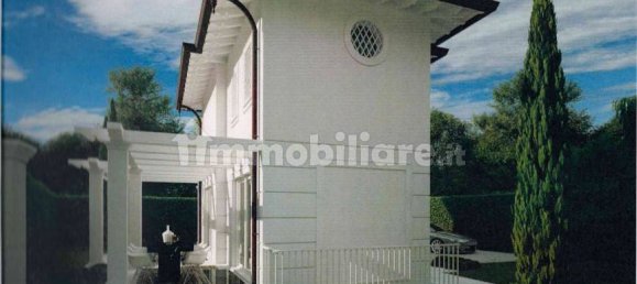 3 bedrooms Villa in Forte dei Marmi, Italy No. 69926 2