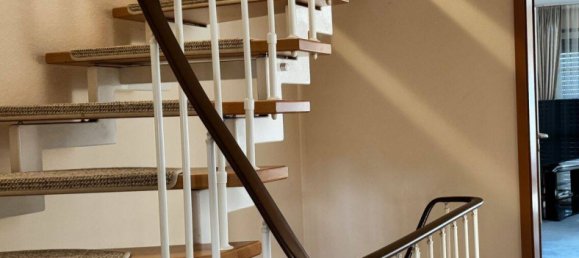 5-salle Maison de ville à Rhein-Sieg, Germany No. 157882 2