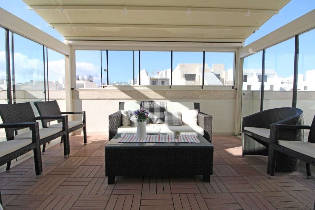 Пентхаус с 2 спальнями в Свийи, Мальта № 6864