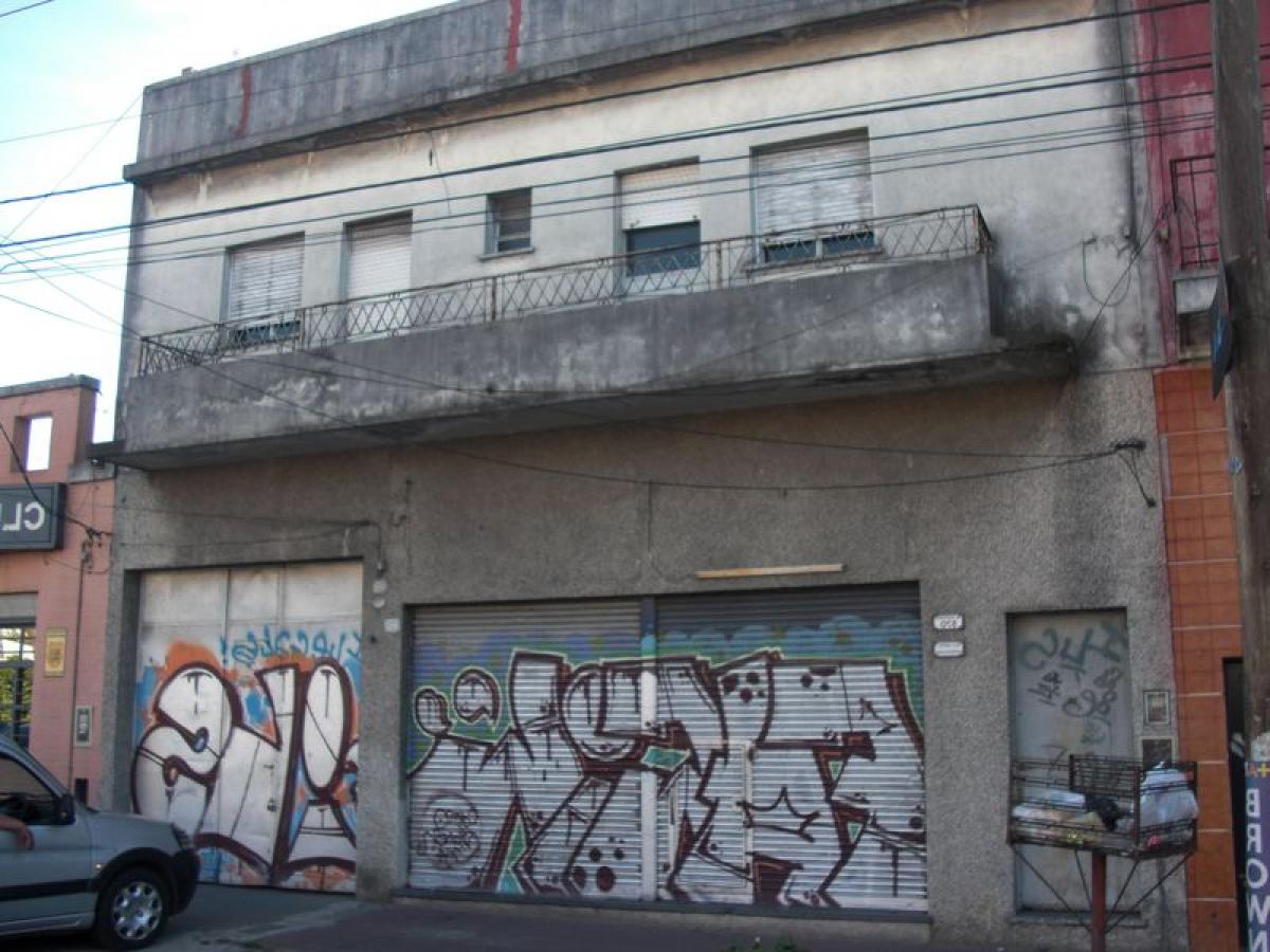  Building in General San Martin, Argentina No. 106931