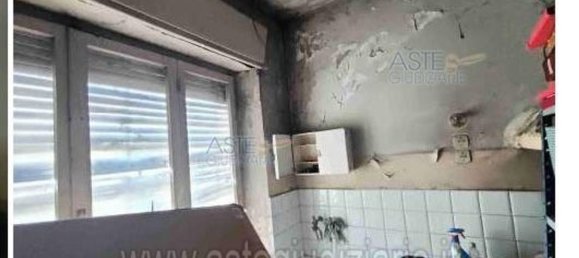 Apartamento de 45 dormitorios en Fabriano, Italy No. 378024 8