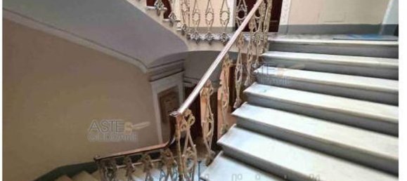 Apartamento de 45 dormitorios en Fabriano, Italy No. 378024 4