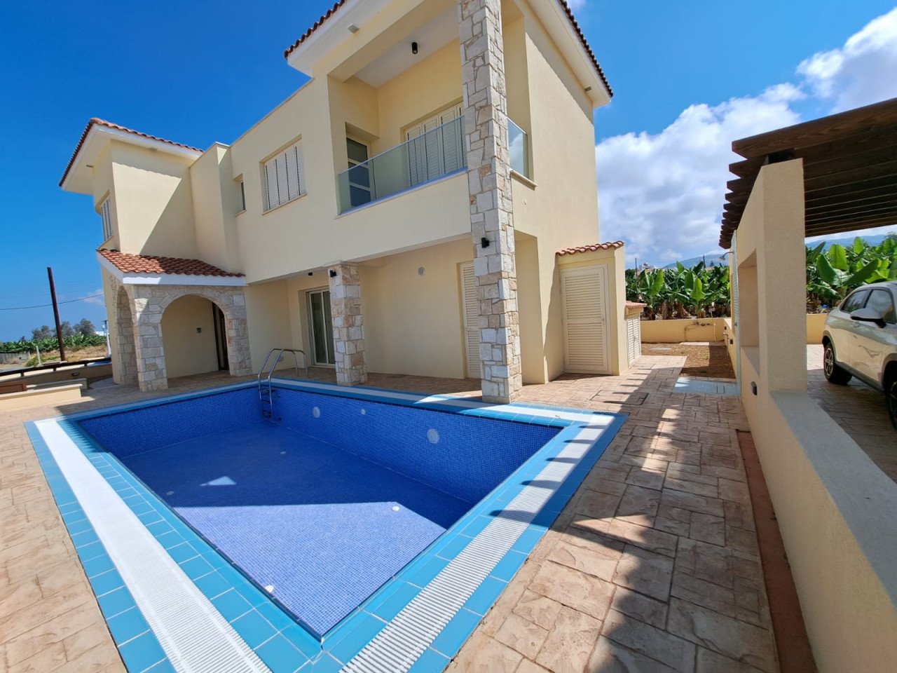Propriedade comercial T3 em Kissonerga, Cyprus N.º 9597