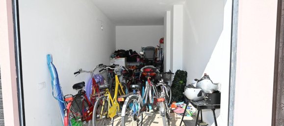 3-salle Appartement à Alba Adriatica, Italy No. 284218 17