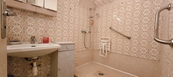 Apartamento de 4 dormitorios en Annecy, France No. 208798 9