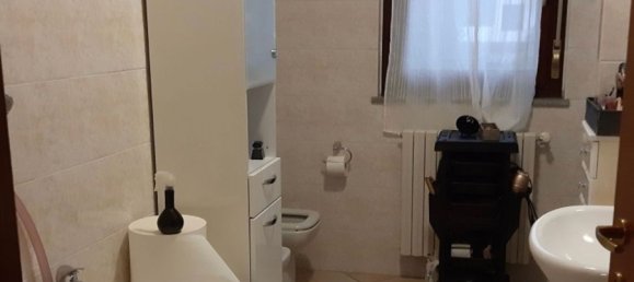 3 rooms Apartment in Solaro, Italy No. 140836 8