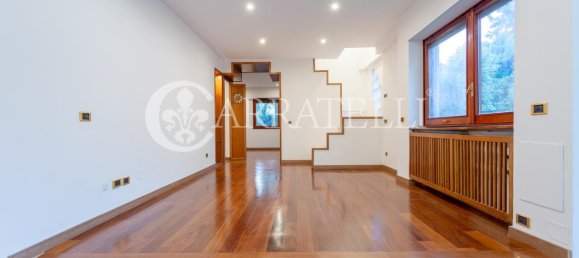 6 rooms Villa in Rome, Italy No. 62008 3