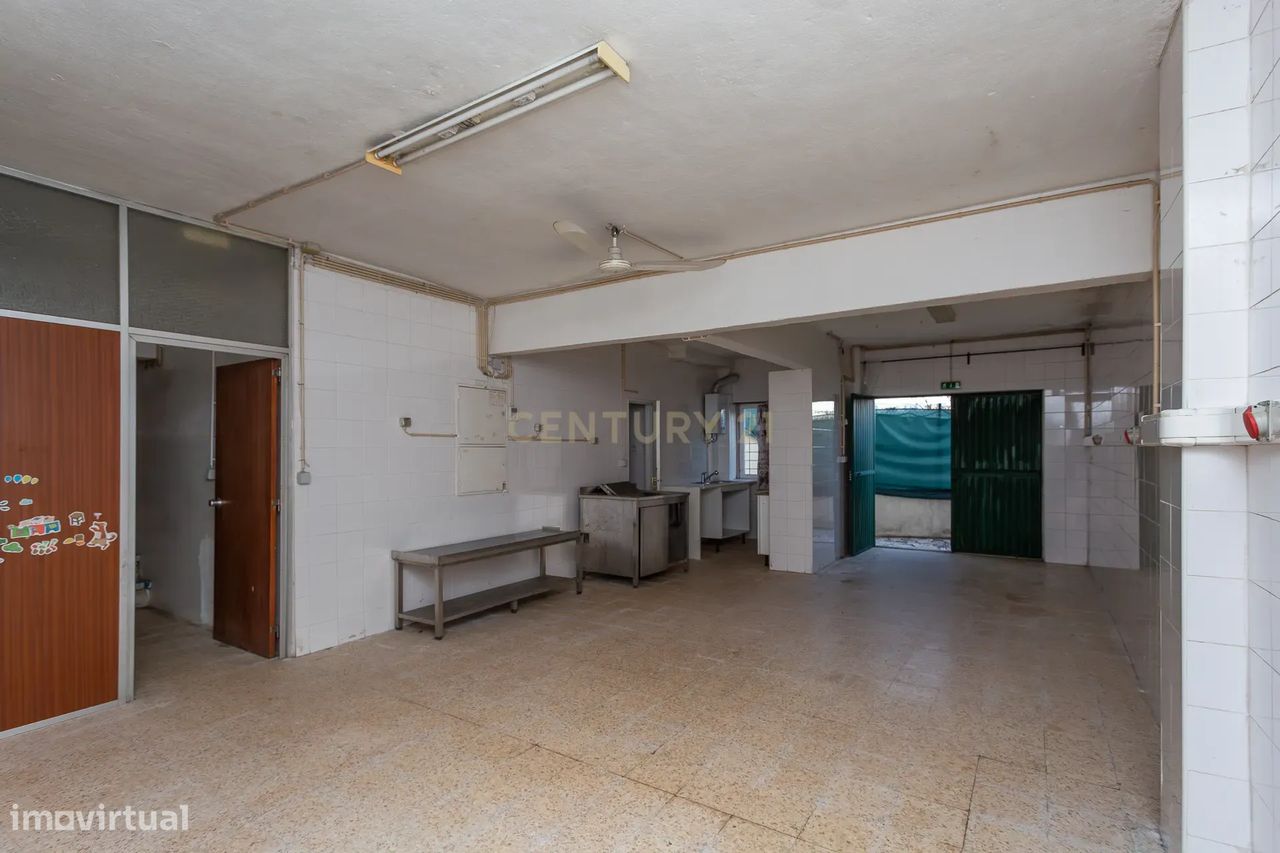 2 Schlafzimmer Lagerhaus in Lisbon, Portugal, Nr. 83903