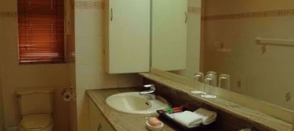 2 Schlafzimmer Eigentumswohnung in Khlong Toei, Thailand, Nr. 9984 12