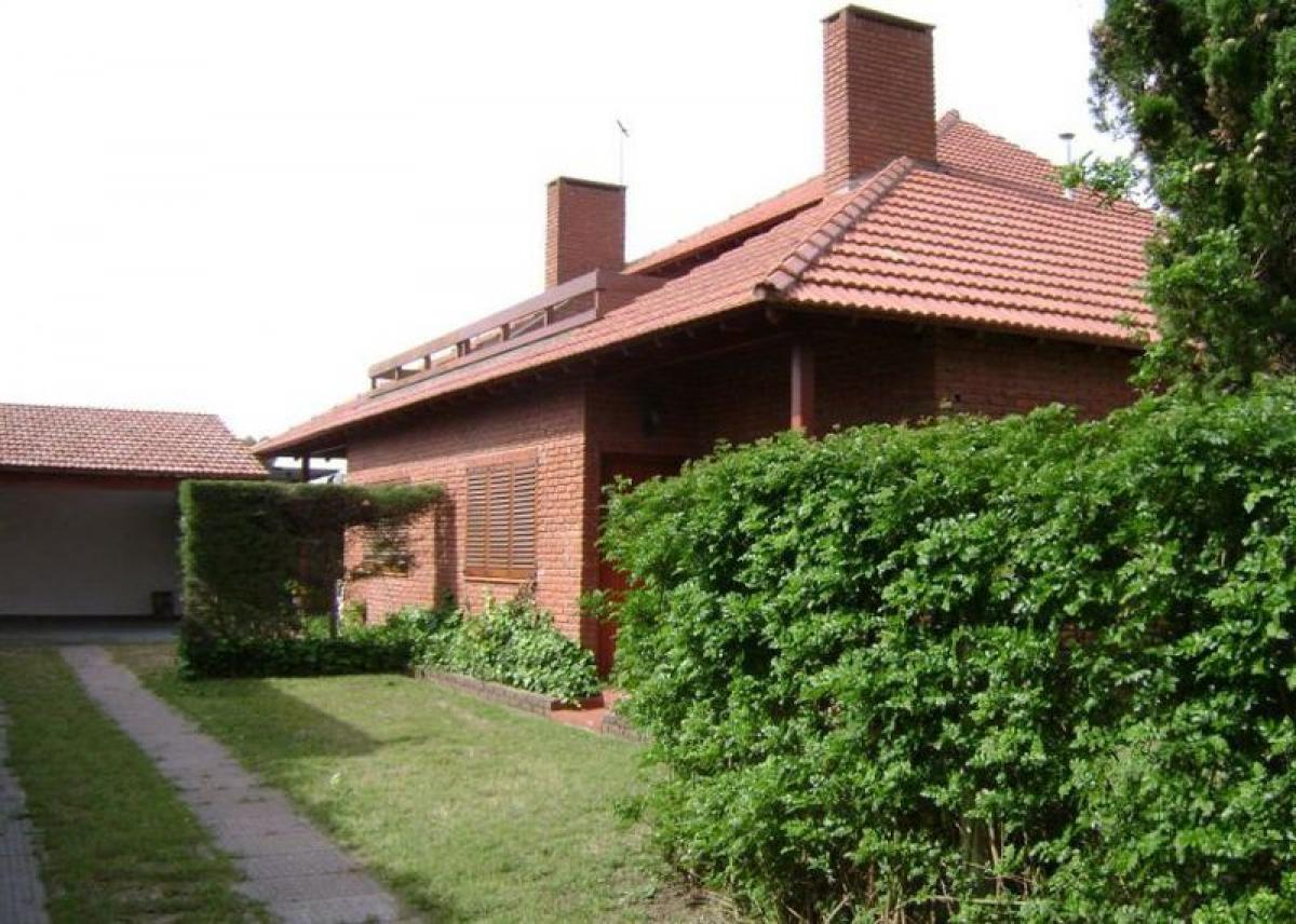 3 bedrooms Apartment in Mar del Plata, Argentina No. 81376