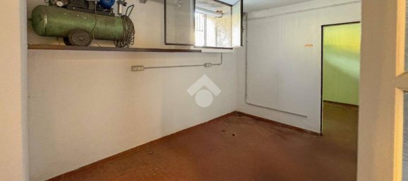 5-Zimmer Gewerbliche Immobilie in Mandello del Lario, Italy, Nr. 282336 7