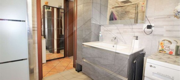 2 rooms Apartment in Carate Brianza, Italy No. 25582 15