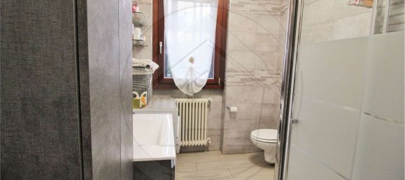 2 rooms Apartment in Carate Brianza, Italy No. 25582 16