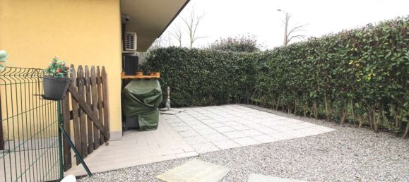 2 rooms Apartment in Carate Brianza, Italy No. 25582 17