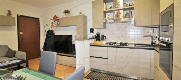 2 rooms Apartment in Carate Brianza, Italy No. 25582 8