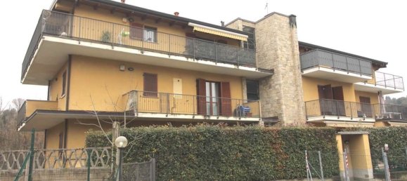 2 rooms Apartment in Carate Brianza, Italy No. 25582 24