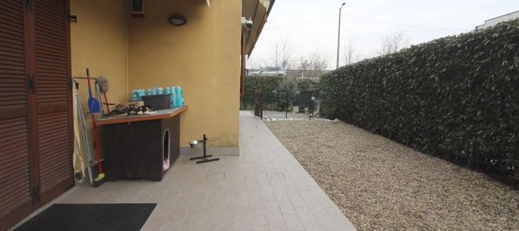 2 rooms Apartment in Carate Brianza, Italy No. 25582 22