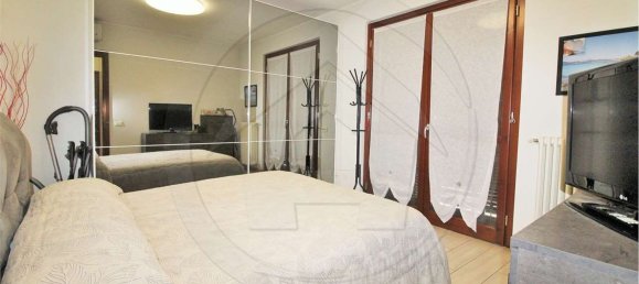 2 rooms Apartment in Carate Brianza, Italy No. 25582 12