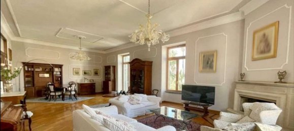 10 bedrooms Villa in Portici, Italy No. 126799 33