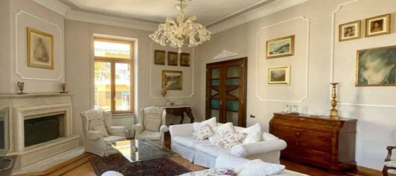 10 bedrooms Villa in Portici, Italy No. 126799 26