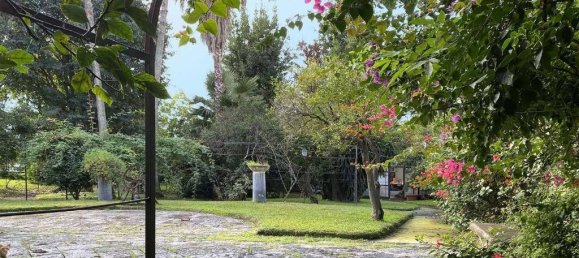 10 bedrooms Villa in Portici, Italy No. 126799 6