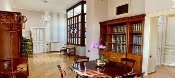 10 bedrooms Villa in Portici, Italy No. 126799 32