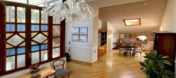 10 bedrooms Villa in Portici, Italy No. 126799 28