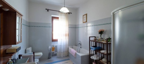 4 bedrooms Villa in Reggello, Italy No. 252433 14
