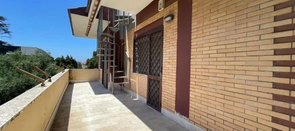 4 bedrooms Villa in Anzio, Italy No. 343056 22