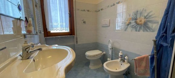 4 bedrooms Villa in Anzio, Italy No. 343056 7