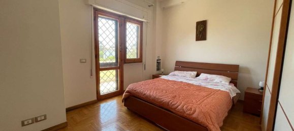 4 bedrooms Villa in Anzio, Italy No. 343056 21