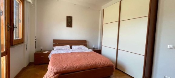 4 bedrooms Villa in Anzio, Italy No. 343056 6