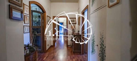 Apartamento de 6 habitaciónes en Prato, Italy No. 132511 9