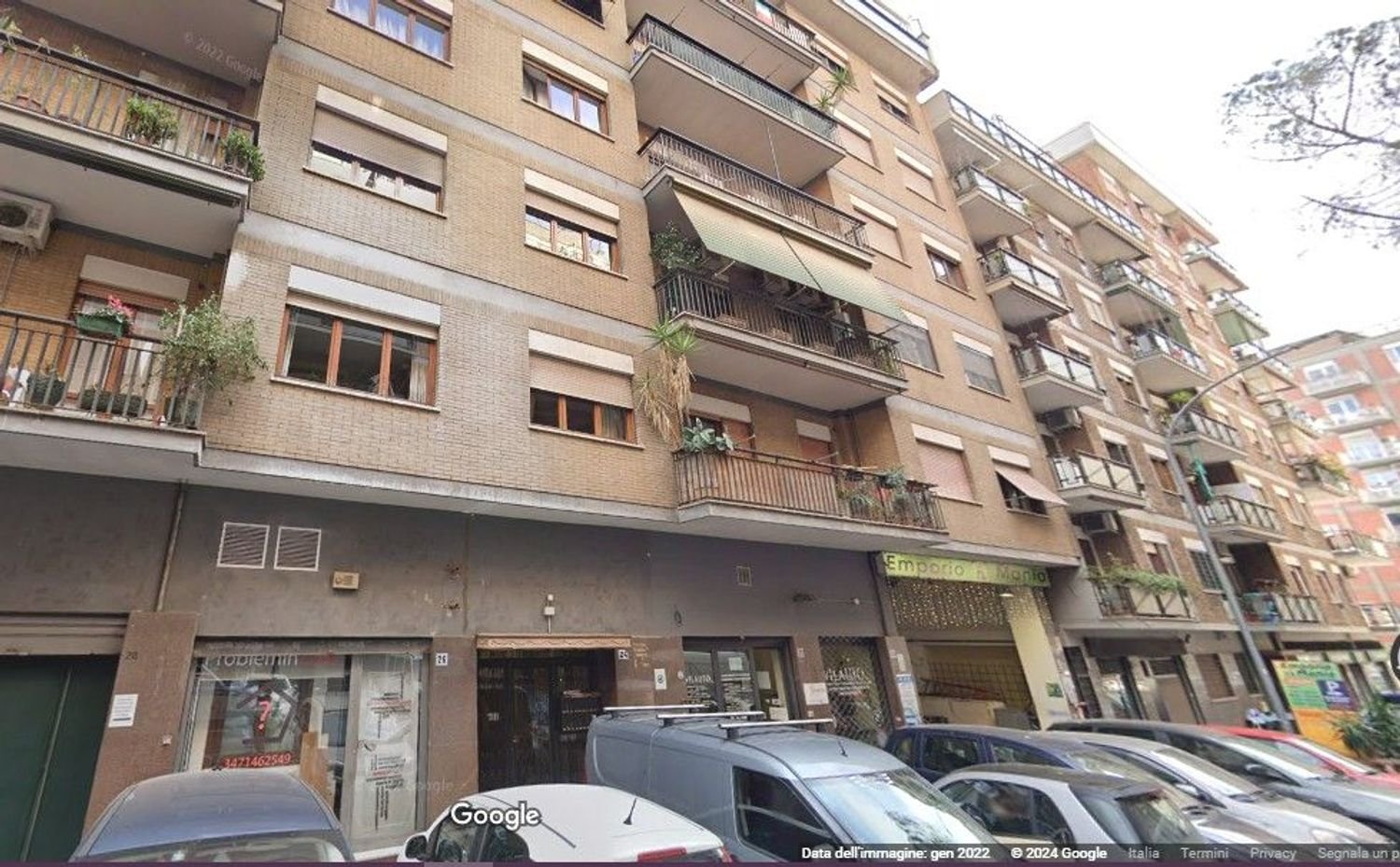 Apartamento de 3 habitaciónes en Rome, Italy No. 228275
