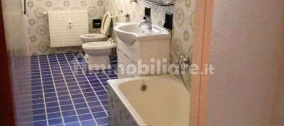 3 bedrooms Apartment in Genoa, Italy No. 329885 9