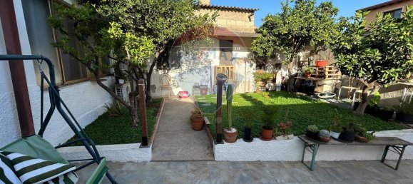 5 rooms House in Elmas, Italy No. 30639 10