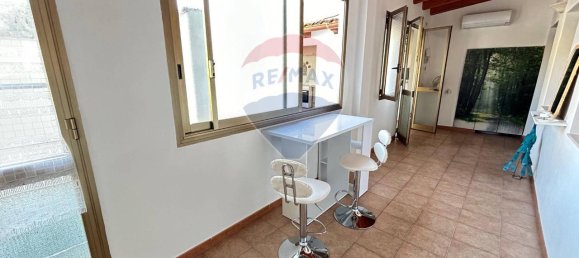 5 rooms House in Elmas, Italy No. 30639 41