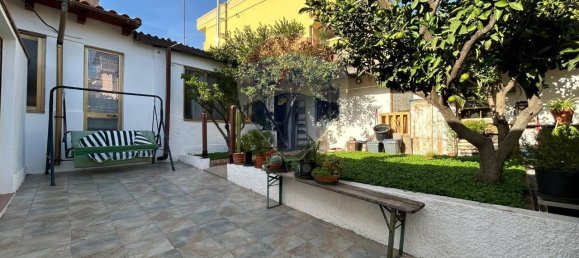 5 rooms House in Elmas, Italy No. 30639 6