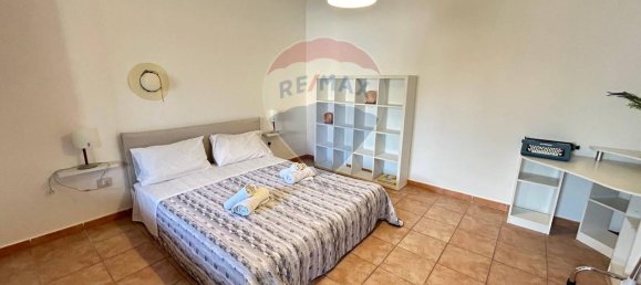 5 rooms House in Elmas, Italy No. 30639 28