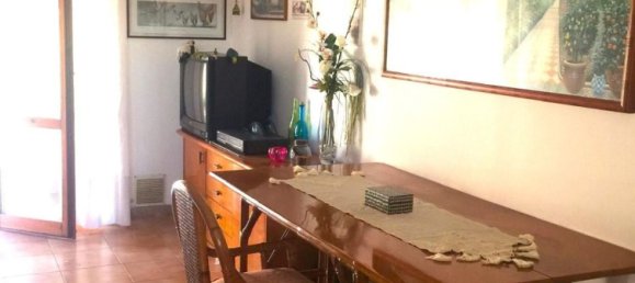 3-salle Appartement à Massa, Italy No. 188918 6