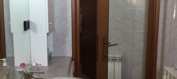 3-salle Appartement à Massa, Italy No. 188918 24